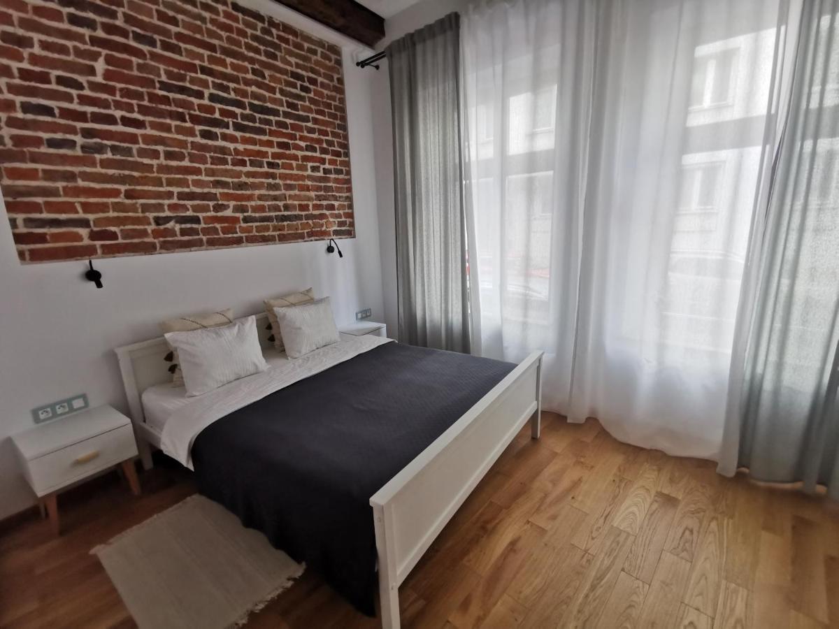 Nowe Apartamenty Zamkowa Vis A Vis Wawelu Cracovia Esterno foto